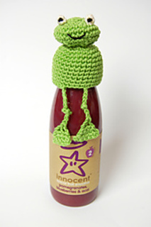 Frog_crochet_hat_small2