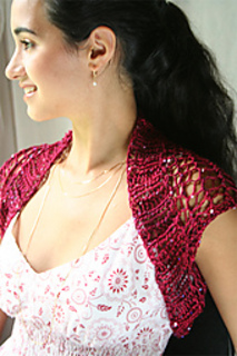 Phoenix_bess__08_sophie_shrug_small2
