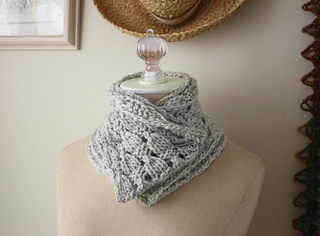 Acorn_grey_4_small2
