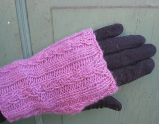 Avenue_over_glove_small2