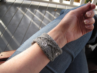 Lichenbracelet1_small2