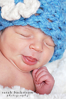 Sarah_backstrom_blue_crochet_chunky_hat_with_flower__2__small2