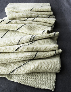 Diagonal-pinstripe-scarf-600-4_small2