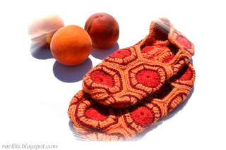 Hexagon_slippers_peach01_small2