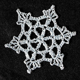 Light_blue_snowflake_small2