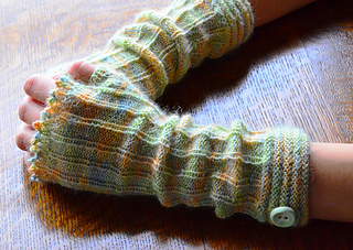 Fingerless_gloves_lena_dsc_0513_small2