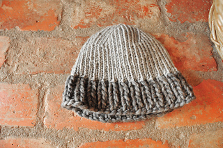 Hat111290808w_small2
