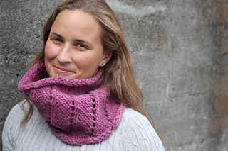 Eyelettycowl3-1500px_small2