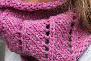 Eyelettycowl4-1500px_small2