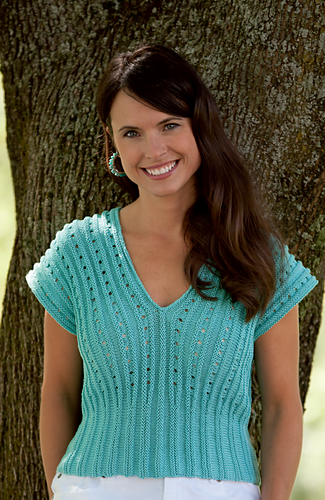 Julianne_top_-_khunt_medium