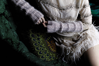 Judy_gloves_1_small2