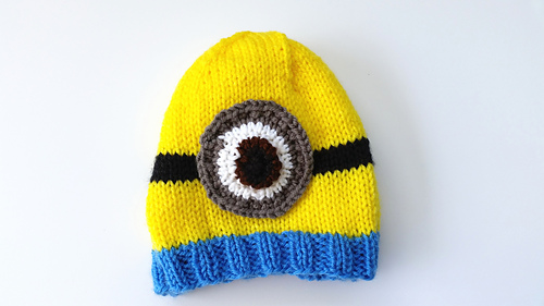 Ravelry: Kids Minion Hat pattern by Twisted Fibers
