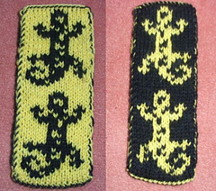 Double_knitting_fire_salamander3_small