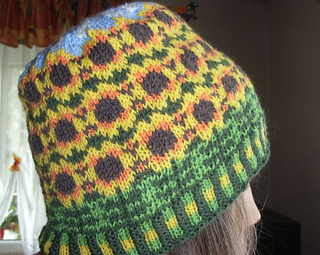 Sunflower_beanie2_small2