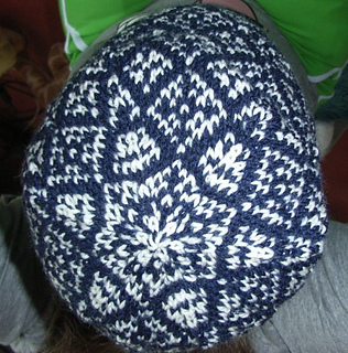 Snow_argyle_beanie5_small2