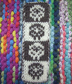 Sheep_bookscarf1_small2
