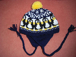 Baby_penguin_earflap_hat6_small2