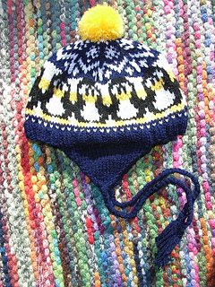 Baby_penguin_earflap_hat12_small2