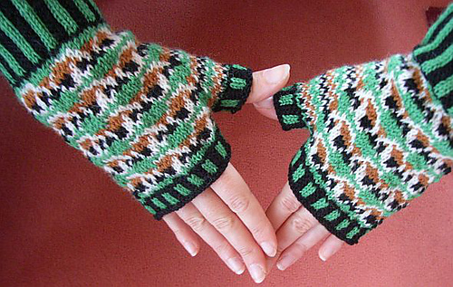 Guineapig_mitts3_medium
