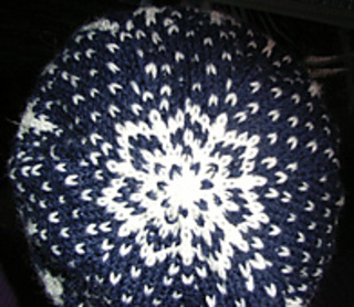 Snow_roe_deer_beanie2_small2
