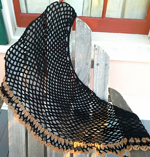 Whodat_shawl_small2