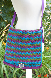 Moogly---messenger-bag_small2