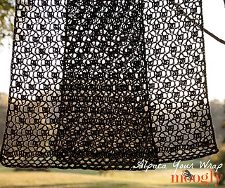 Ravelry: Alpaca Your Wrap pattern by Tamara Kelly