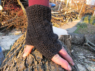 Charcoal_mitts_small2