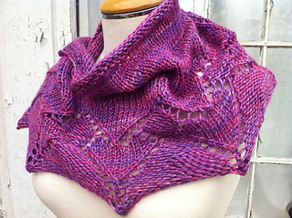 Heartbreak_scarf_wrapped_small2