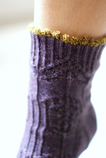 Mystery_sock_cuff_small2