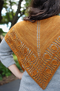 Granary_shawl_1_small2