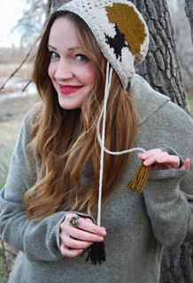 Enchanted-tree-hat-light-on__small2