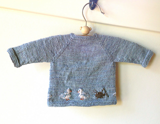 Seagull_cardi_back_bright_small2