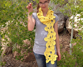 Pando_as_scarf_small2