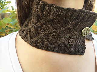 Maya_trestle_front_small2