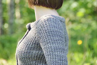 Quay-cardigan-3_small2