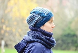 Shimmer-in-blue-3_small2