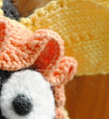 Daffodil_sheep_above_small