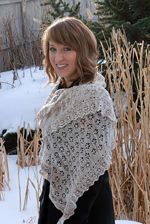 Cats_paw_shawl_5_-_tweaked_small2