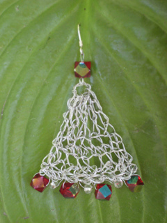 Triangular_trinkets_earrings_small2