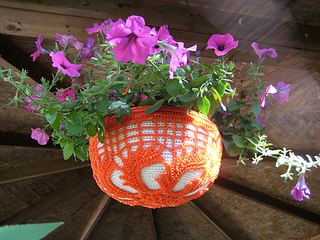 Hanging_garden_gazebo_small2