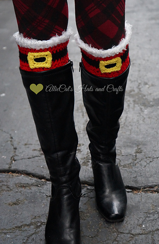Santabootcuffs2_medium