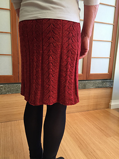 Lacy_pleats_backview1_small2
