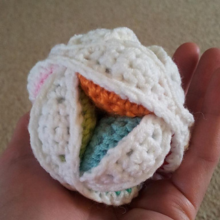 Mini_crochet_amish_puzzle_ball__4__small2