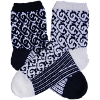 Senta_mirrored_socks_small2