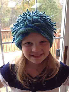 Emily_hat_003_small2