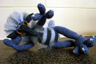 Blue_phoenyling__pose__small2
