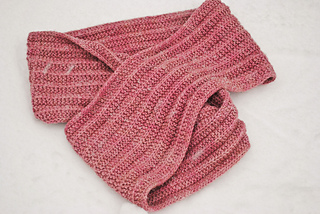 Knitting-is-my-yoga-cowl-detail_small2