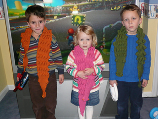 Alligator_scarves_007_small2