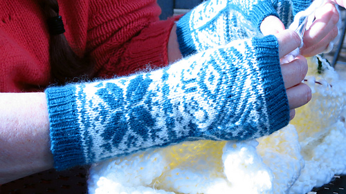 20121025-starrymitts036_-_version_2_medium